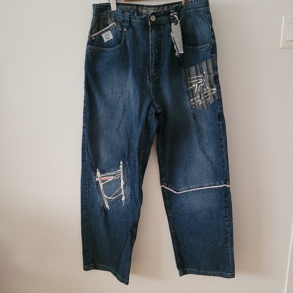 LIKE NEW!!! Men's Y2K Graphic Pepe Jeans-36x33